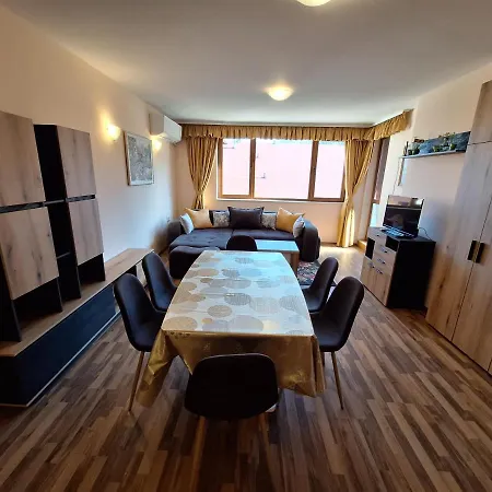 Apartman Road *